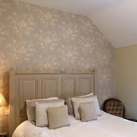 Riverbank, Country Pub And Carrickmacross